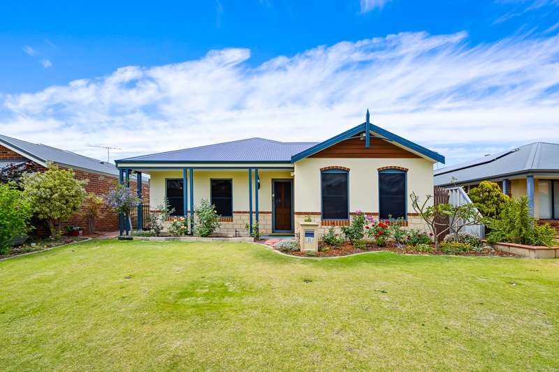 31 Brindabella Avenue, Rockingham WA 6168