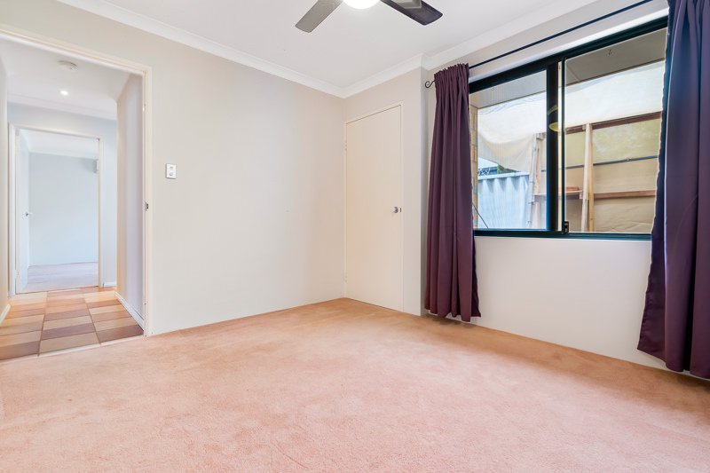 Photo - 31 Brindabella Avenue, Rockingham WA 6168 - Image 9