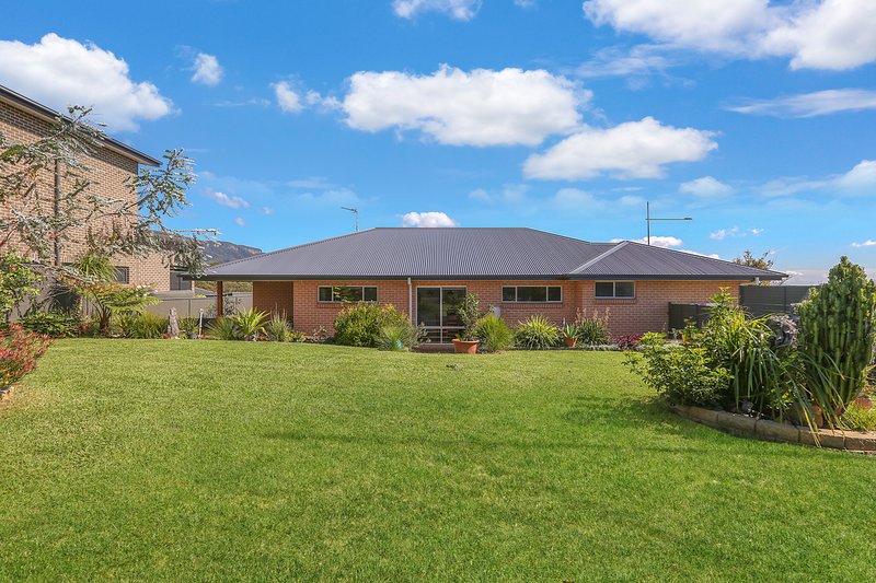 Photo - 31 Brotheridge Avenue, Calderwood NSW 2527 - Image 11