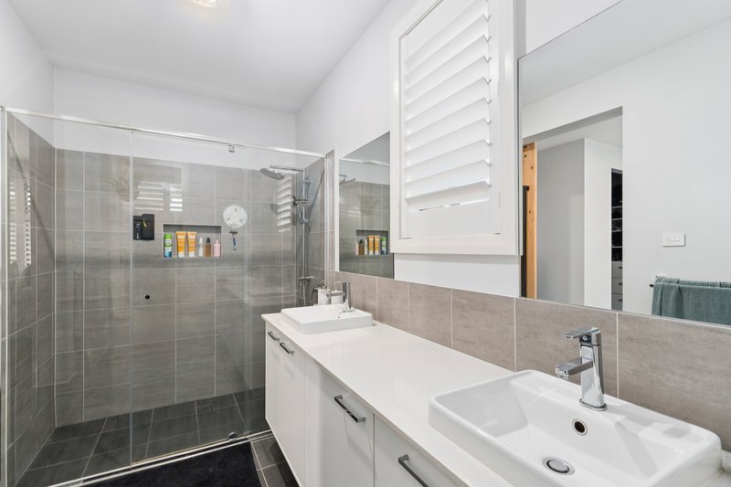 Photo - 31 Brushgrove Circuit, Calderwood NSW 2527 - Image 8