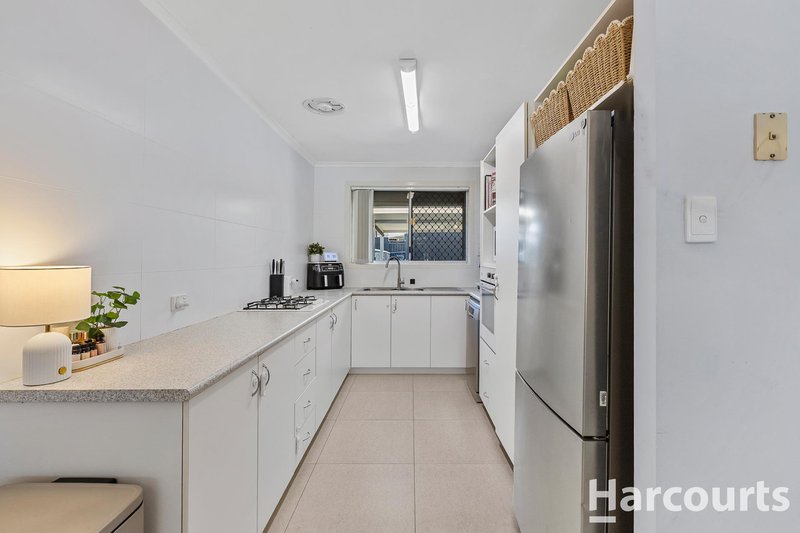 Photo - 31 Burlinson Crescent, Koondoola WA 6064 - Image 6