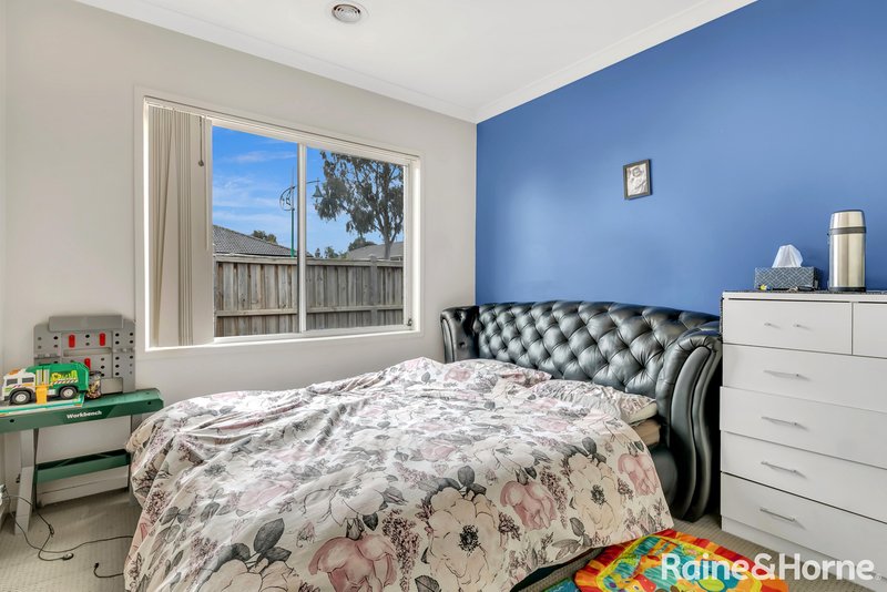 Photo - 31 Butterfly Boulevard, Tarneit VIC 3029 - Image 11