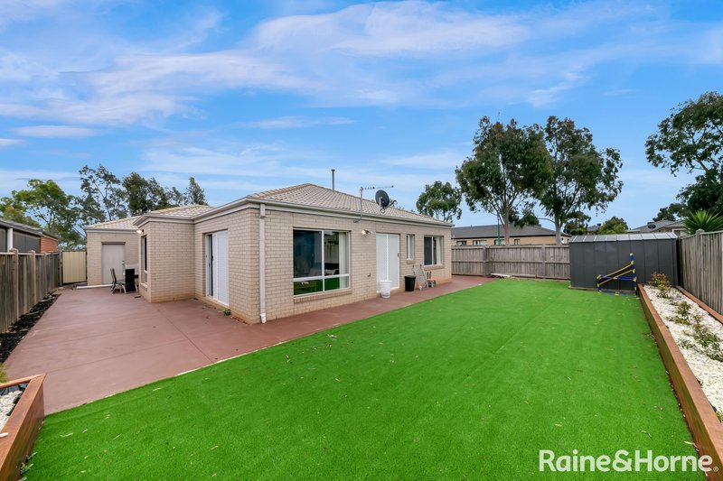 Photo - 31 Butterfly Boulevard, Tarneit VIC 3029 - Image 12