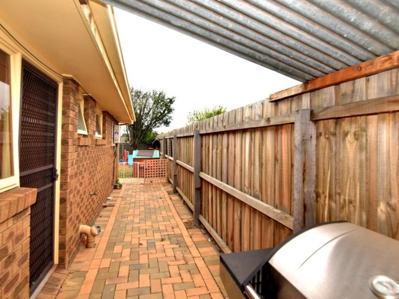 Photo - 31 Cabernet Road, Corio VIC 3214 - Image 11