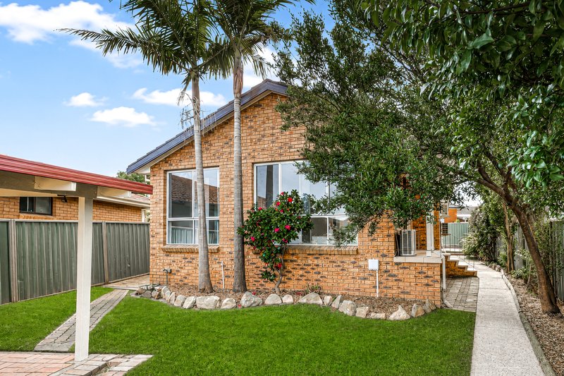Photo - 31 Campbell Close, Minto NSW 2566 - Image 11