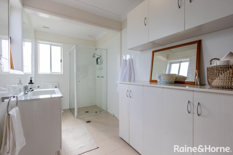 Photo - 31 Cangoura Street, Windradyne NSW 2795 - Image 6