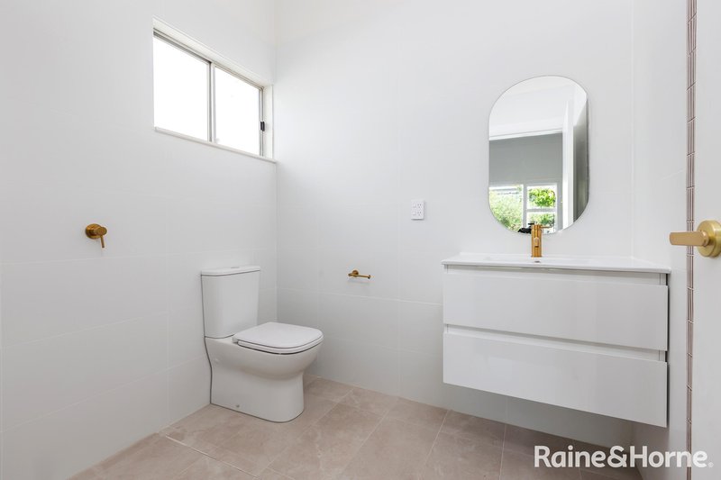 Photo - 31 Capper Street, Telarah NSW 2320 - Image 4