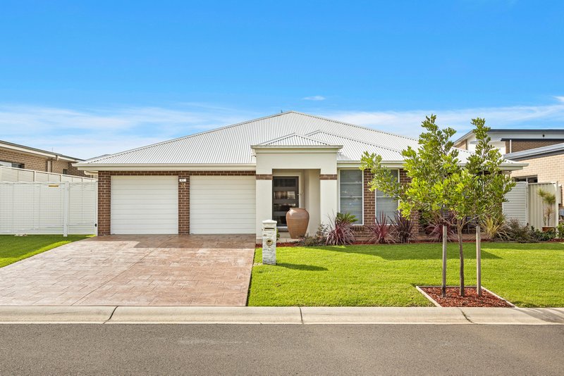 31 Caravel Crescent, Shell Cove NSW 2529