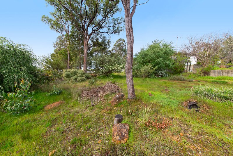 Photo - 31 Carey Street, Nannup WA 6275 - Image 5