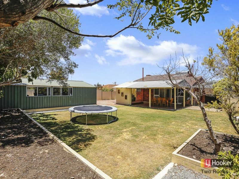 Photo - 31 Carfax Place, Two Rocks WA 6037 - Image 2