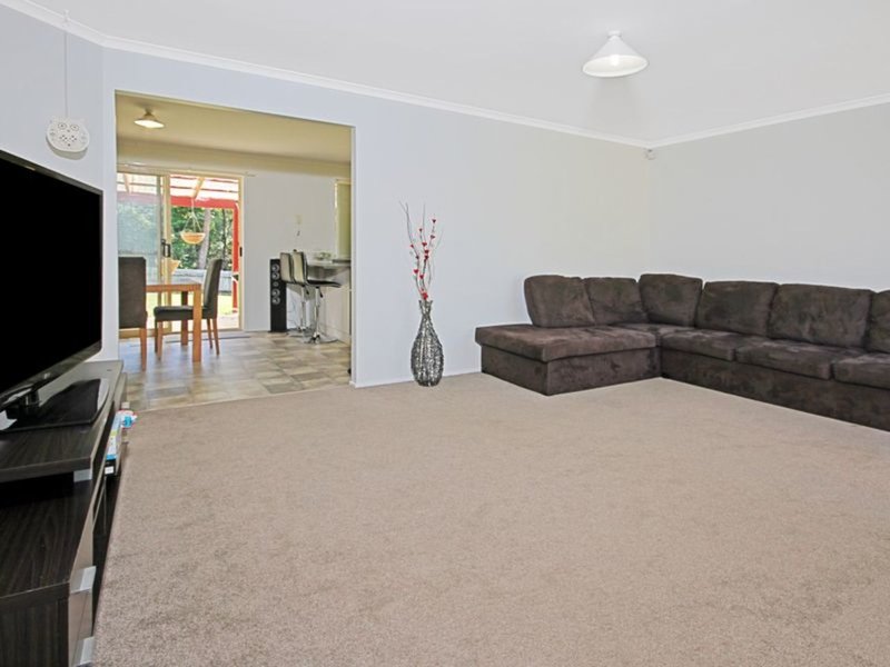 Photo - 31 Carramar Crescent, Ulladulla NSW 2539 - Image 5