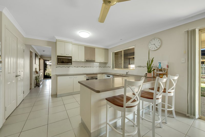 Photo - 31 Cavella Drive, Glen Eden QLD 4680 - Image 6