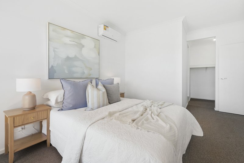 Photo - 31 Ceravolo Street, Andrews Farm SA 5114 - Image 5