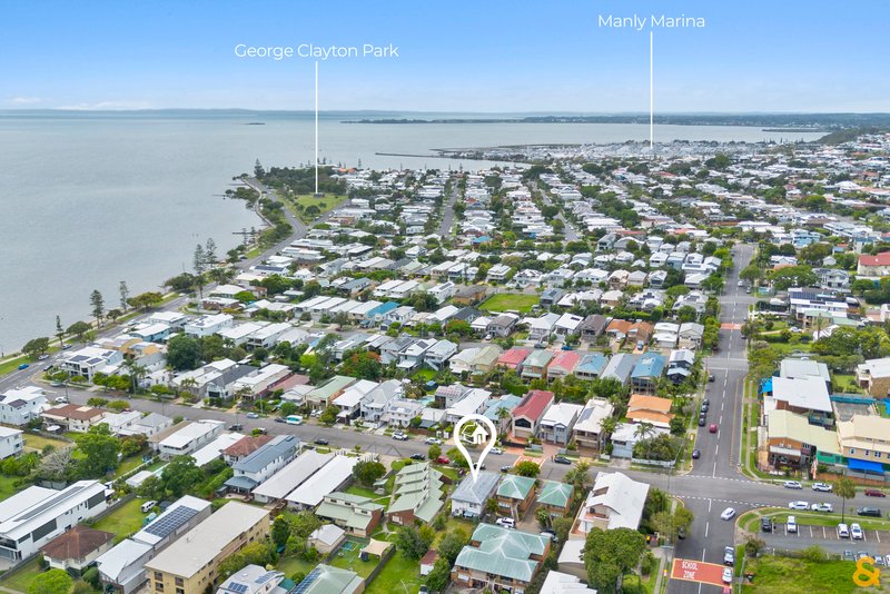 Photo - 31 Chestnut Street, Wynnum QLD 4178 - Image 2