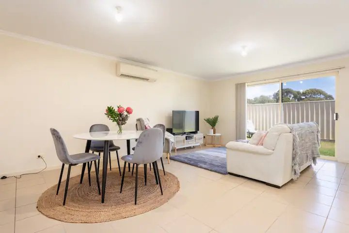 Photo - 3/1 Church Crescent, Marion SA 5043 - Image 2