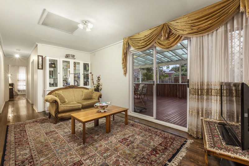 Photo - 31 Church Road, Doncaster VIC 3108 - Image 5