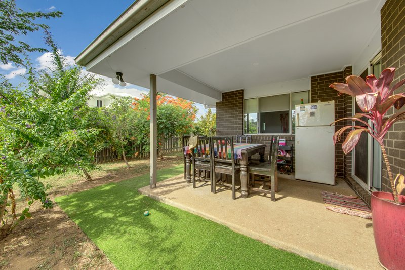 Photo - 31 Clover Crescent, Boyne Island QLD 4680 - Image 11