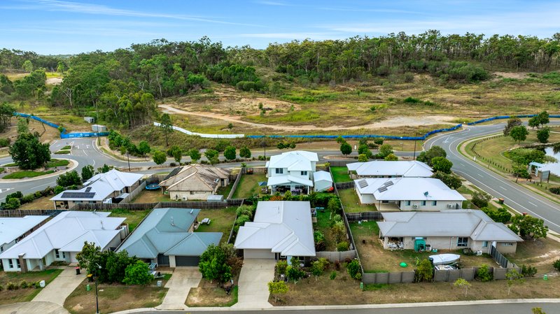 Photo - 31 Clover Crescent, Boyne Island QLD 4680 - Image 13