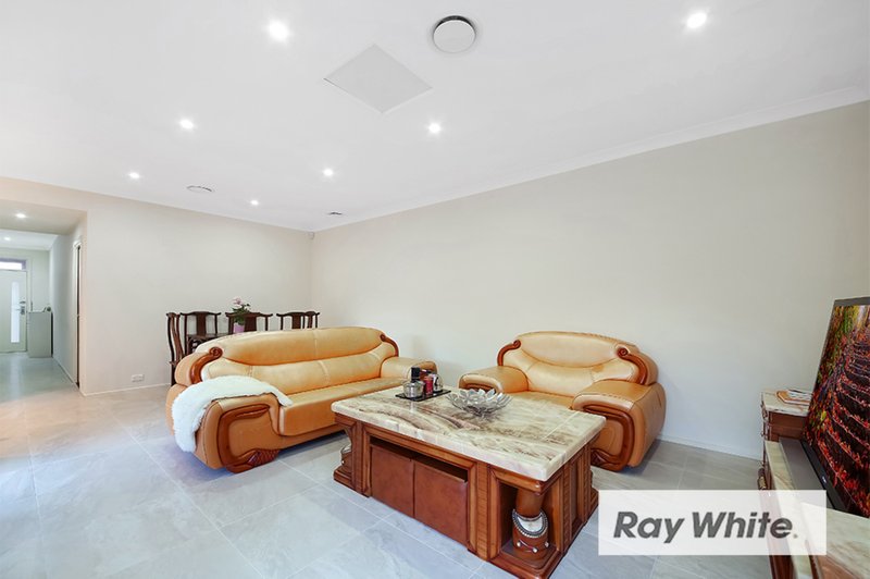 Photo - 31 Cobden Parkes Crescent, Lidcombe NSW 2141 - Image 2