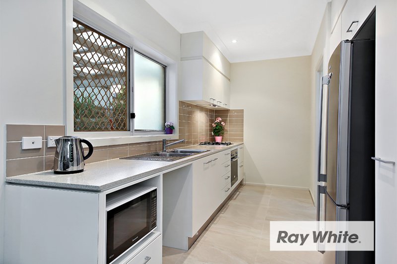 Photo - 31 Cobden Parkes Crescent, Lidcombe NSW 2141 - Image 4