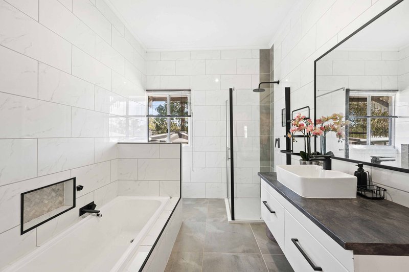 Photo - 31 Commodore Drive, South Bingera QLD 4670 - Image 17