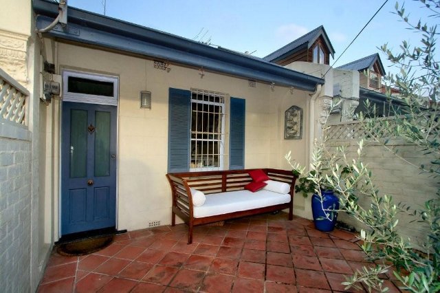Photo - 31 Commodore Street, Newtown NSW 2042 - Image 4
