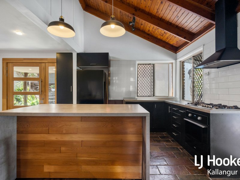 Photo - 31 Constantia Drive, Petrie QLD 4502 - Image 6