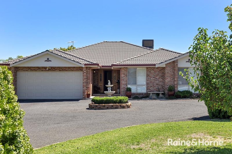 31 Coorigil Street, Tamworth NSW 2340