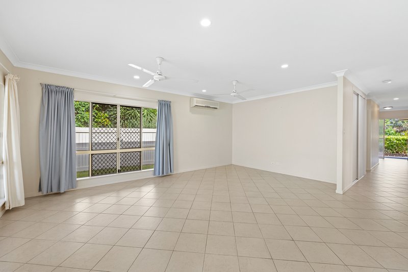 Photo - 31 Cooya Street, Kewarra Beach QLD 4879 - Image 2