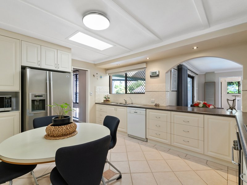 Photo - 31 Corsair Drive, Willetton WA 6155 - Image 3