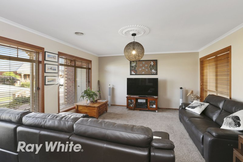 Photo - 31 Country Gardens Drive, Lara VIC 3212 - Image 2