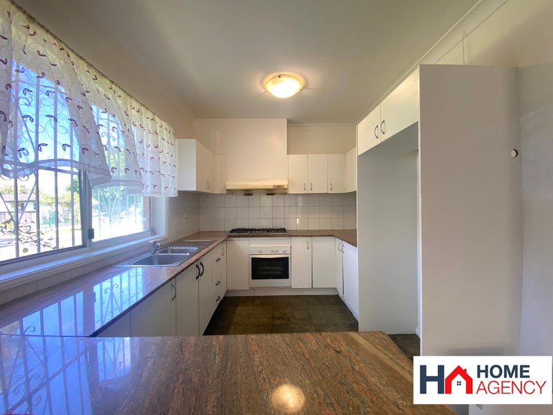 Photo - 31 Courallie Avenue, Homebush West NSW 2140 - Image 3