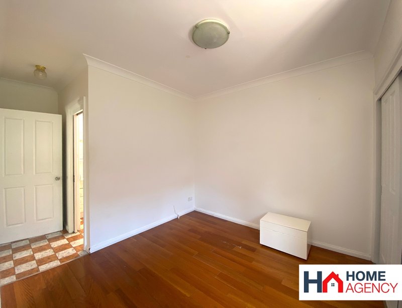 Photo - 31 Courallie Avenue, Homebush West NSW 2140 - Image 6