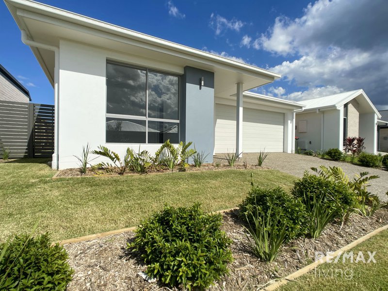 Photo - 31 Crawford Street, Strathpine QLD 4500 - Image 2