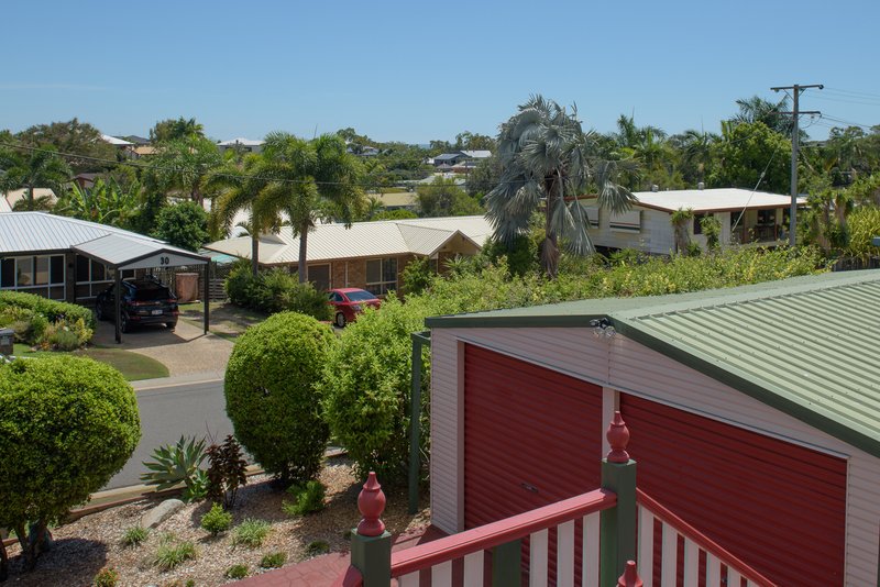 Photo - 31 Crest Avenue, Boyne Island QLD 4680 - Image 18