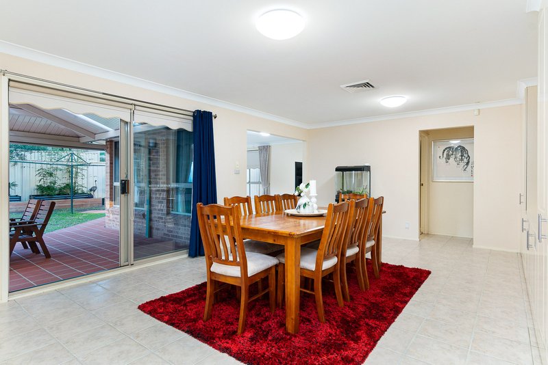 Photo - 31 Crestview Avenue, Kellyville NSW 2155 - Image 5