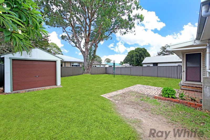 Photo - 31 Crossingham Street, Canton Beach NSW 2263 - Image 4