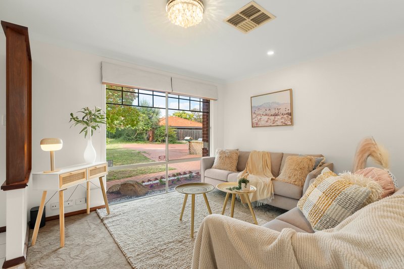 Photo - 31 David Close, Osborne Park WA 6017 - Image 3