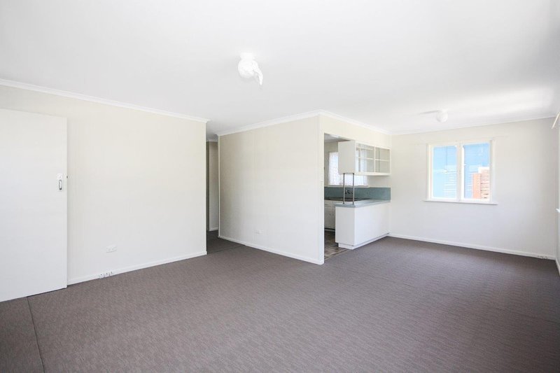 Photo - 31 Davis Street, Redcliffe QLD 4020 - Image 4