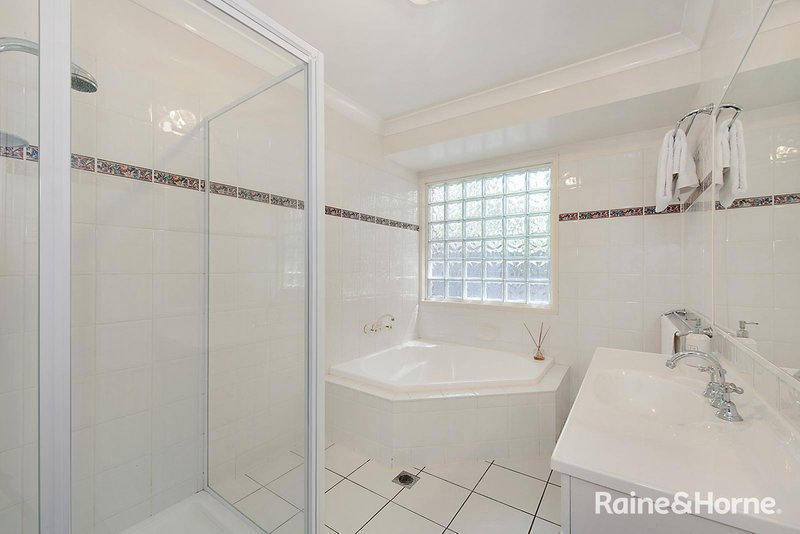 Photo - 31 Delacroix Place, Mackenzie QLD 4156 - Image 7