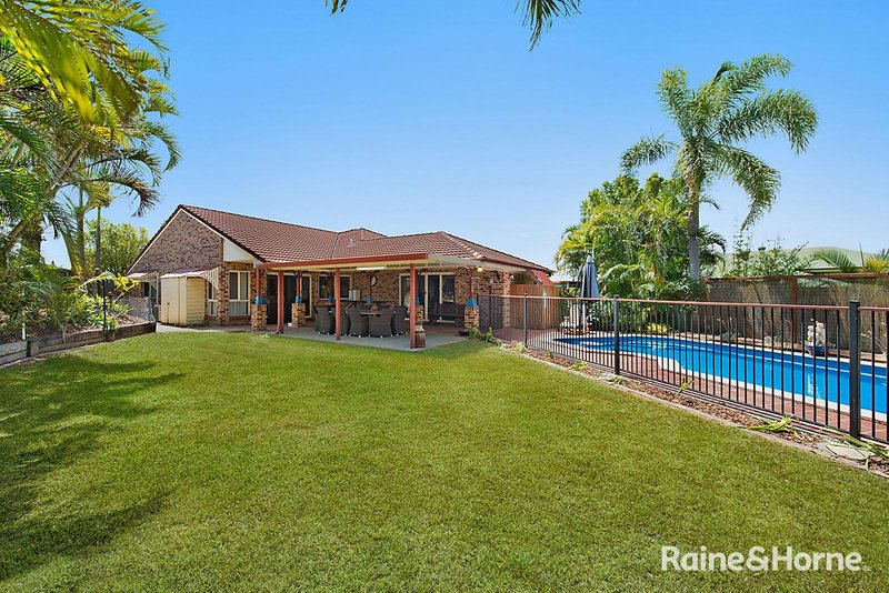 Photo - 31 Delacroix Place, Mackenzie QLD 4156 - Image 15