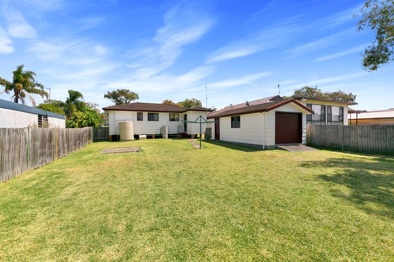 Photo - 31 Delia Avenue, Budgewoi NSW 2262 - Image 10