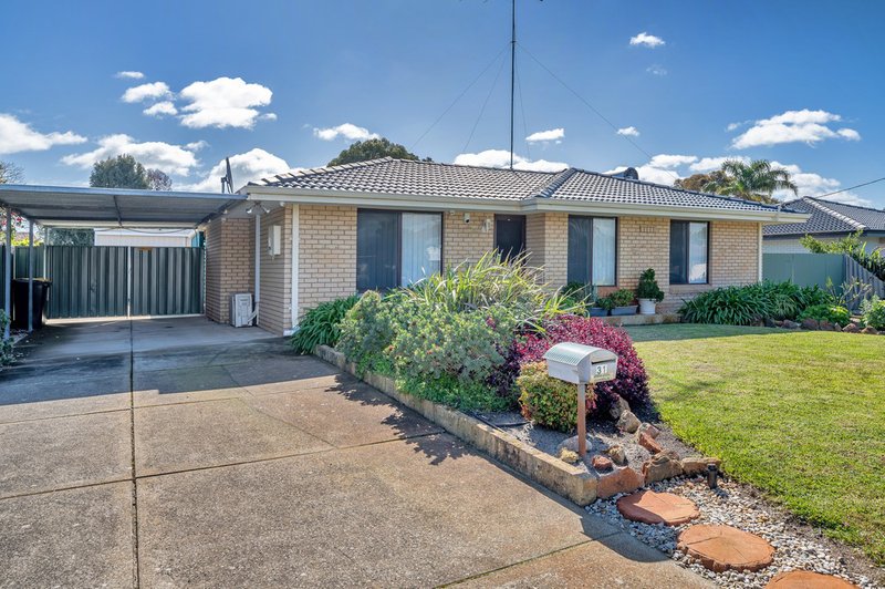 Photo - 31 Doongin Road, Greenfields WA 6210 - Image 1
