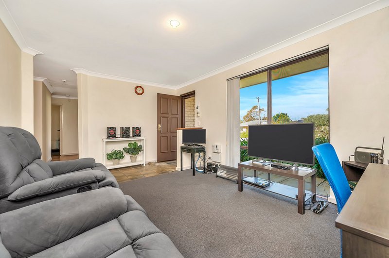 Photo - 31 Doongin Road, Greenfields WA 6210 - Image 4
