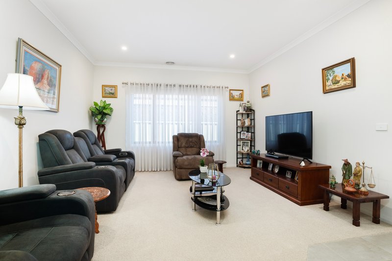 Photo - 31 Driver Terrace, Glenroy NSW 2640 - Image 6