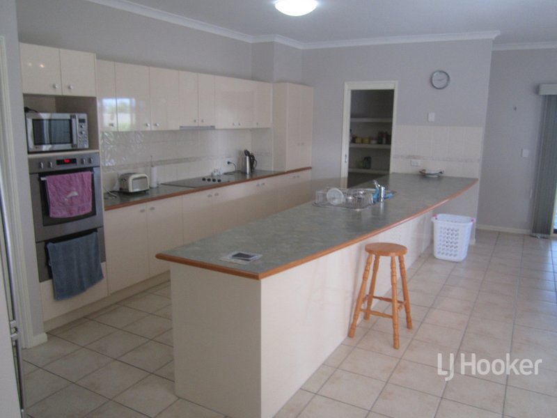 Photo - 31 Dugong Crescent, Banksia Beach QLD 4507 - Image 7