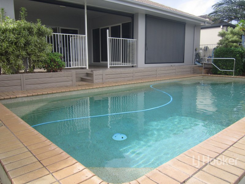 Photo - 31 Dugong Crescent, Banksia Beach QLD 4507 - Image 8