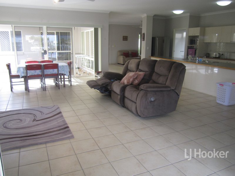 Photo - 31 Dugong Crescent, Banksia Beach QLD 4507 - Image 12