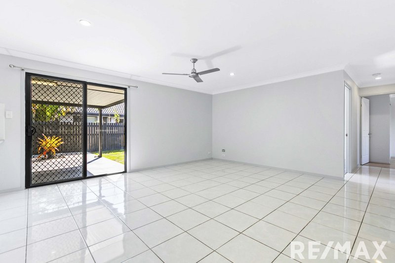 Photo - 31 Earl St Vincent Circuit, Eli Waters QLD 4655 - Image 6