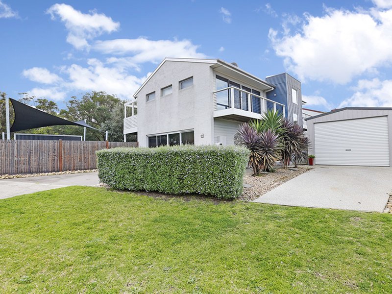 31 Edwards Point Road, St Leonards VIC 3223